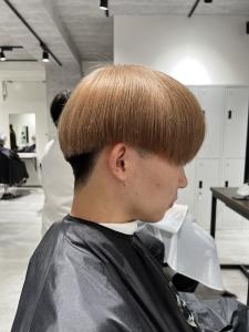メンズヘア整形スパイラルパーマ波巻きツイストメンズパーマ髪型 - メンズヘア整形サロン GOALD 渋谷神南掲載