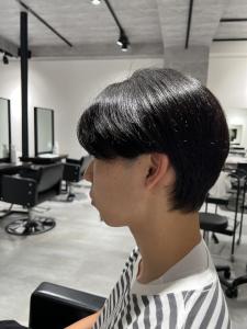 メンズヘア整形スパイラルパーマ波巻きツイストメンズパーマ髪型 - メンズヘア整形サロン GOALD 渋谷神南掲載
