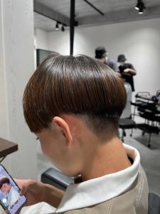 メンズヘア整形スパイラルパーマ波巻きツイストメンズパーマ髪型 - メンズヘア整形サロン GOALD 渋谷神南掲載