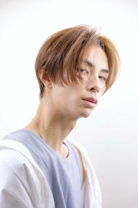 メンズヘア整形スパイラルパーマ波巻きツイストメンズパーマ髪型 - メンズヘア整形サロン GOALD 渋谷神南掲載