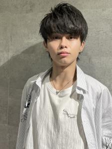 メンズヘア整形スパイラルパーマ波巻きツイストメンズパーマ髪型 - メンズヘア整形サロン GOALD 渋谷神南掲載