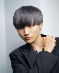 メンズヘア整形スパイラルパーマ波巻きツイストメンズパーマ髪型 - メンズヘア整形サロン GOALD 渋谷神南掲載