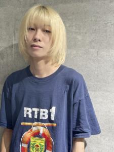 メンズヘア整形スパイラルパーマ波巻きツイストメンズパーマ髪型 - メンズヘア整形サロン GOALD 渋谷神南掲載