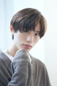 メンズヘア整形スパイラルパーマ波巻きツイストメンズパーマ髪型 - メンズヘア整形サロン GOALD 渋谷神南掲載