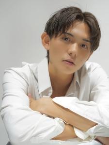 メンズヘア整形スパイラルパーマ波巻きツイストメンズパーマ髪型 - メンズヘア整形サロン GOALD 渋谷神南掲載