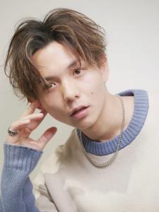 メンズヘア整形スパイラルパーマ波巻きツイストメンズパーマ髪型 - メンズヘア整形サロン GOALD 渋谷神南掲載