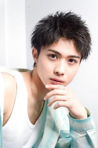 メンズヘア整形スパイラルパーマ波巻きツイストメンズパーマ髪型 - メンズヘア整形サロン GOALD 渋谷神南掲載