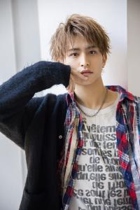 メンズヘア整形スパイラルパーマ波巻きツイストメンズパーマ髪型 - メンズヘア整形サロン GOALD 渋谷神南掲載