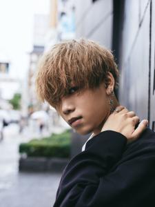 メンズヘア整形スパイラルパーマ波巻きツイストメンズパーマ髪型 - メンズヘア整形サロン GOALD 渋谷神南掲載