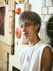 メンズヘア整形スパイラルパーマ波巻きツイストメンズパーマ髪型 - メンズヘア整形サロン GOALD 渋谷神南掲載