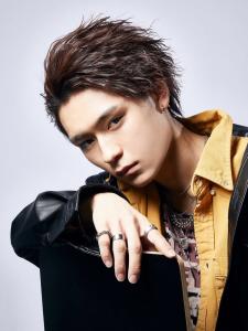 メンズヘア整形スパイラルパーマ波巻きツイストメンズパーマ髪型 - メンズヘア整形サロン GOALD 渋谷神南掲載
