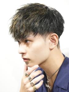メンズヘア整形スパイラルパーマ波巻きツイストメンズパーマ髪型 - メンズヘア整形サロン GOALD 渋谷神南掲載