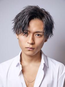 メンズヘア整形スパイラルパーマ波巻きツイストメンズパーマ髪型 - メンズヘア整形サロン GOALD 渋谷神南掲載
