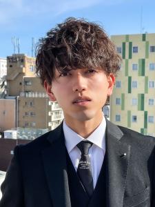 メンズヘア整形スパイラルパーマ波巻きツイストメンズパーマ髪型 - メンズヘア整形サロン GOALD 渋谷神南掲載