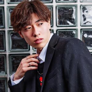 メンズヘア整形スパイラルパーマ波巻きツイストメンズパーマ髪型 - メンズヘア整形サロン GOALD 渋谷神南掲載