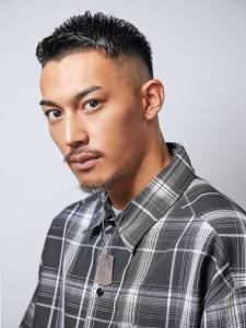 メンズヘア整形スパイラルパーマ波巻きツイストメンズパーマ髪型 - メンズヘア整形サロン GOALD 渋谷神南掲載