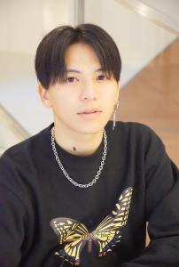 メンズヘア整形スパイラルパーマ波巻きツイストメンズパーマ髪型 - メンズヘア整形サロン GOALD 渋谷神南掲載