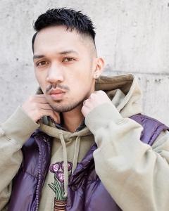 メンズヘア整形スパイラルパーマ波巻きツイストメンズパーマ髪型 - メンズヘア整形サロン GOALD 渋谷神南掲載