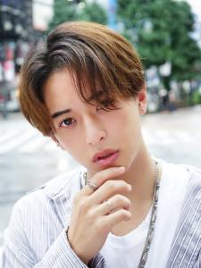メンズヘア整形スパイラルパーマ波巻きツイストメンズパーマ髪型 - メンズヘア整形サロン GOALD 渋谷神南掲載