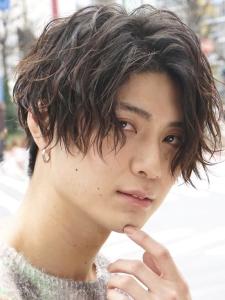 メンズヘア整形スパイラルパーマ波巻きツイストメンズパーマ髪型 - メンズヘア整形サロン GOALD 渋谷神南掲載