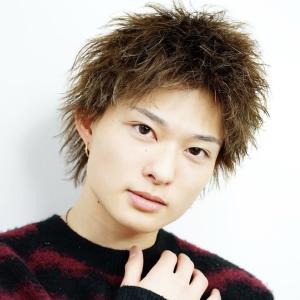 メンズヘア整形スパイラルパーマ波巻きツイストメンズパーマ髪型 - メンズヘア整形サロン GOALD 渋谷神南掲載