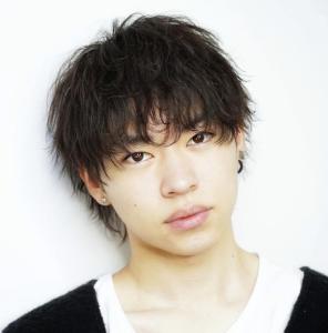 メンズヘア整形スパイラルパーマ波巻きツイストメンズパーマ髪型 - メンズヘア整形サロン GOALD 渋谷神南掲載