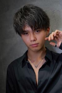 メンズヘア整形スパイラルパーマ波巻きツイストメンズパーマ髪型 - メンズヘア整形サロン GOALD 渋谷神南掲載