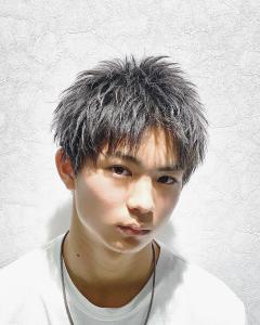 メンズヘア整形スパイラルパーマ波巻きツイストメンズパーマ髪型 - メンズヘア整形サロン GOALD 渋谷神南掲載
