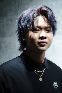 メンズヘア整形スパイラルパーマ波巻きツイストメンズパーマ髪型 - メンズヘア整形サロン GOALD 渋谷神南掲載