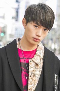 メンズヘア整形スパイラルパーマ波巻きツイストメンズパーマ髪型 - メンズヘア整形サロン GOALD 渋谷神南掲載