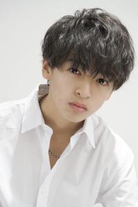 メンズヘア整形スパイラルパーマ波巻きツイストメンズパーマ髪型 - メンズヘア整形サロン GOALD 渋谷神南掲載