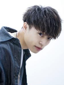 メンズヘア整形スパイラルパーマ波巻きツイストメンズパーマ髪型 - メンズヘア整形サロン GOALD 渋谷神南掲載