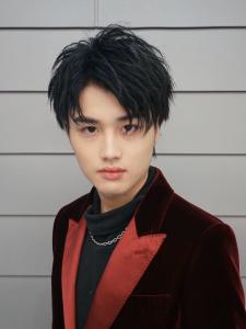 メンズヘア整形スパイラルパーマ波巻きツイストメンズパーマ髪型 - メンズヘア整形サロン GOALD 渋谷神南掲載