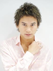 メンズヘア整形スパイラルパーマ波巻きツイストメンズパーマ髪型 - メンズヘア整形サロン GOALD 渋谷神南掲載