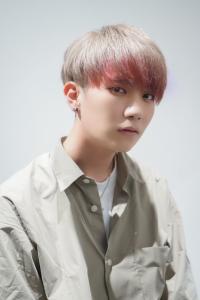 メンズヘア整形スパイラルパーマ波巻きツイストメンズパーマ髪型 - メンズヘア整形サロン GOALD 渋谷神南掲載
