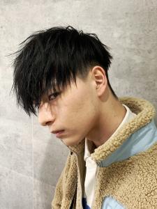 メンズヘア整形スパイラルパーマ波巻きツイストメンズパーマ髪型 - メンズヘア整形サロン GOALD 渋谷神南掲載