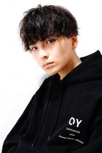 メンズヘア整形スパイラルパーマ波巻きツイストメンズパーマ髪型 - メンズヘア整形サロン GOALD 渋谷神南掲載