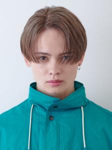 メンズヘア整形スパイラルパーマ波巻きツイストメンズパーマ髪型 - メンズヘア整形サロン GOALD 渋谷神南掲載