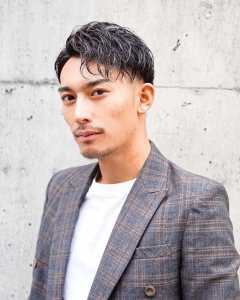 メンズヘア整形スパイラルパーマ波巻きツイストメンズパーマ髪型 - メンズヘア整形サロン GOALD 渋谷神南掲載