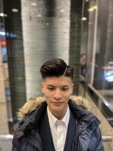 大人バーバースタイル〈理容室〉 - ヘアーモードキクチ 銀座店掲載