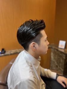 大人シチサンビジネスヘア〈理容室〉 - ヘアーモードキクチ 銀座店掲載