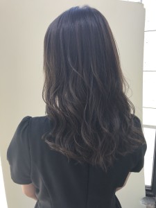 くすみ透明感アッシュ - LOREN掲載