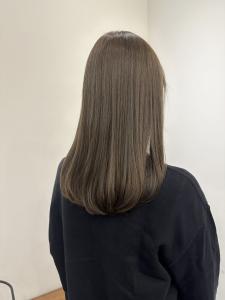 池袋 イルミナカラー ブリーチなしダブルカラー ベージュ♪ - LILIANA掲載