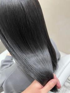 グレージュ×ブリーチなし - alana 平尾 半個室サロン掲載