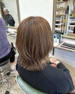 レイヤーボブ/ソフトウルフ/アッシュベージュ - latte atelier掲載