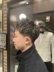 フェードカット×金メッシュ - ヒロ銀座 大阪本店掲載