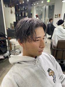 ウルフアッシュブラックカルマパーマ - ARCANA 明治神宮前 表参道 原宿掲載