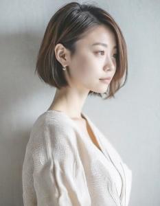 大人耳掛けアンニュイボブスタイル - Miss Grandee VILLAS掲載