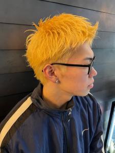 ブリーチカラー　イエローゴールド　スパイキーショート - THIS IS BARBER 2nd掲載