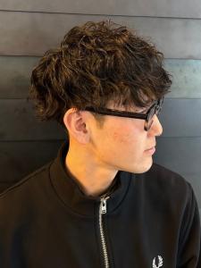 ツーブロック　波巻きパーマ　マッシュパーマ - THIS IS BARBER 2nd掲載